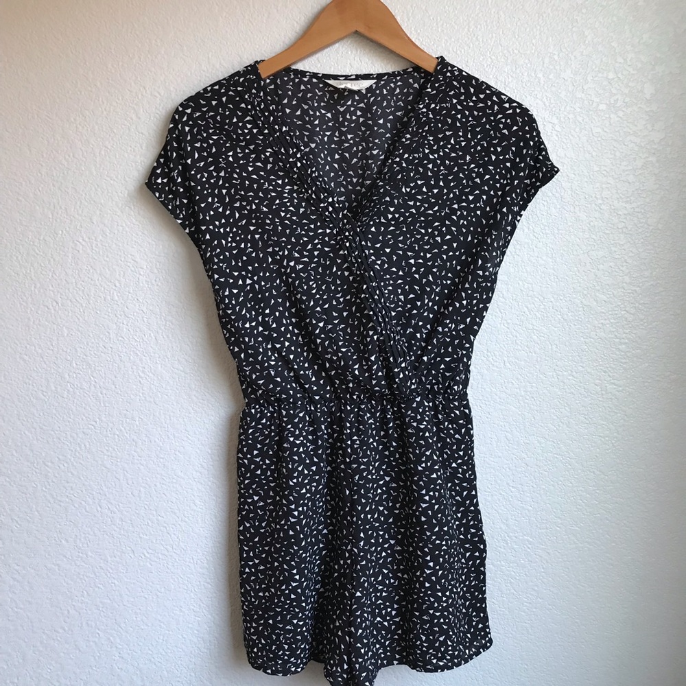 Decree black romper triangle print